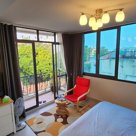 T Home Balcony Homestay ハノイ市 エクステリア 写真