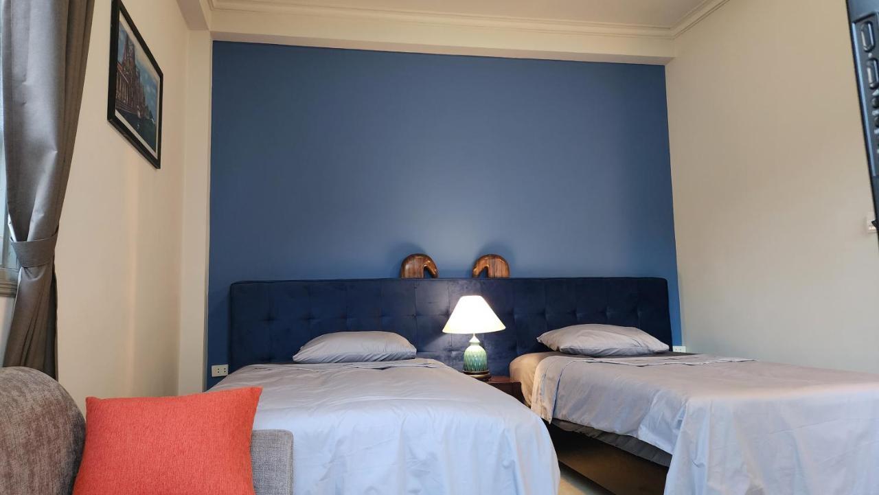 T Home Balcony Homestay ハノイ市 エクステリア 写真