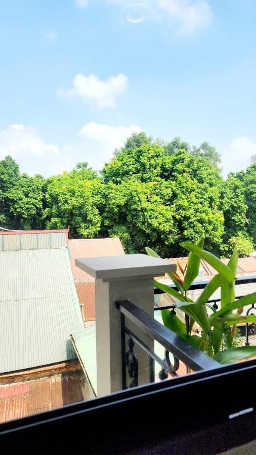 T Home Balcony ハノイ市 エクステリア 写真