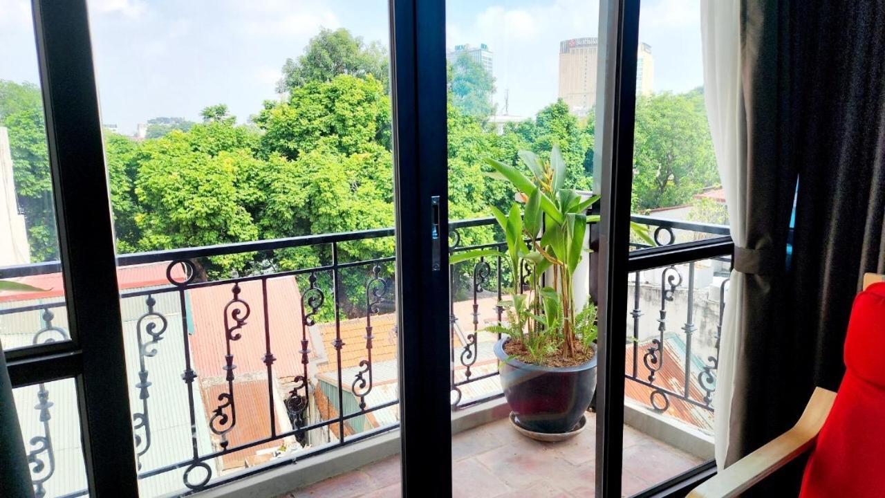 T Home Balcony Homestay ハノイ市 部屋 写真